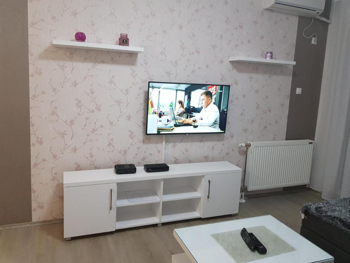 Apartment Gea 18 Novi Sad Exterior foto